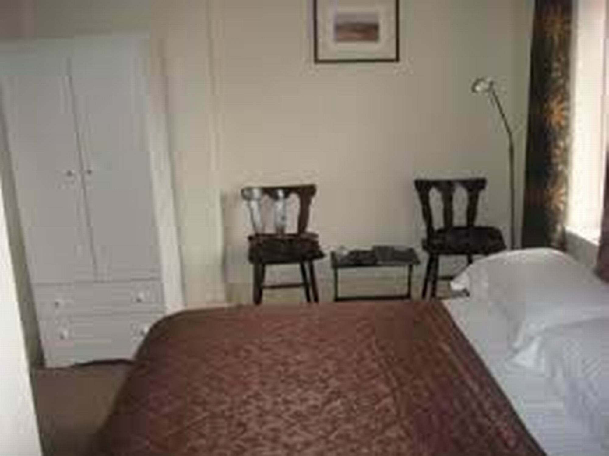 Acara B&B