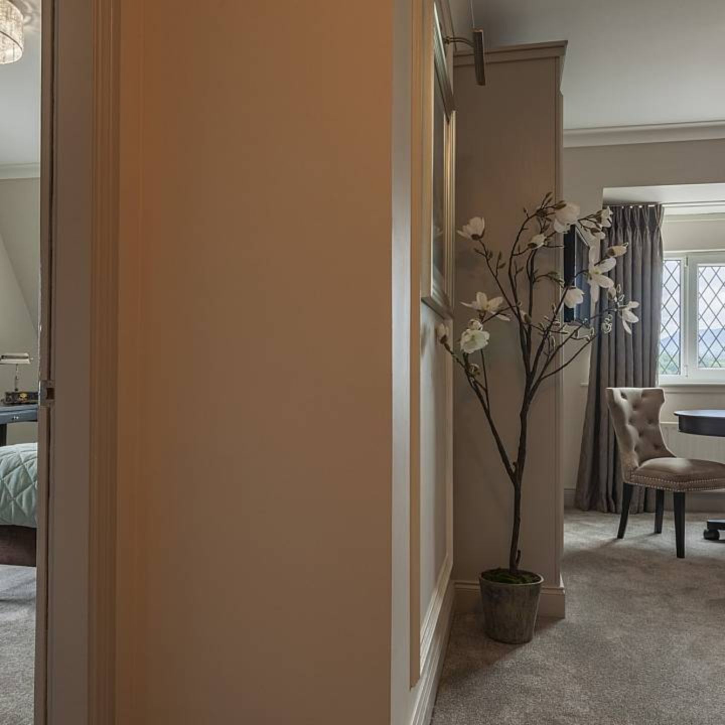 The Gleneagle Hotel & Apartments