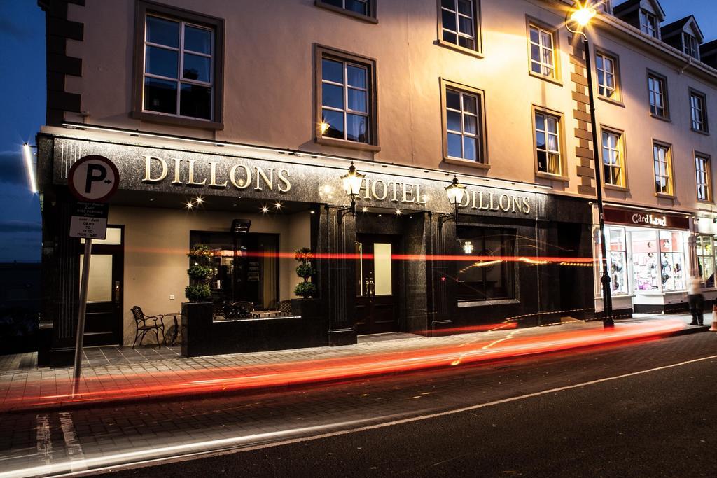 Dillon's Hotel