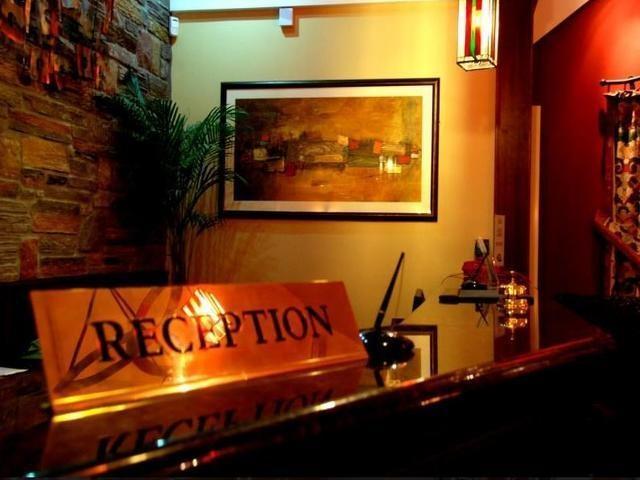 Dillon's Hotel