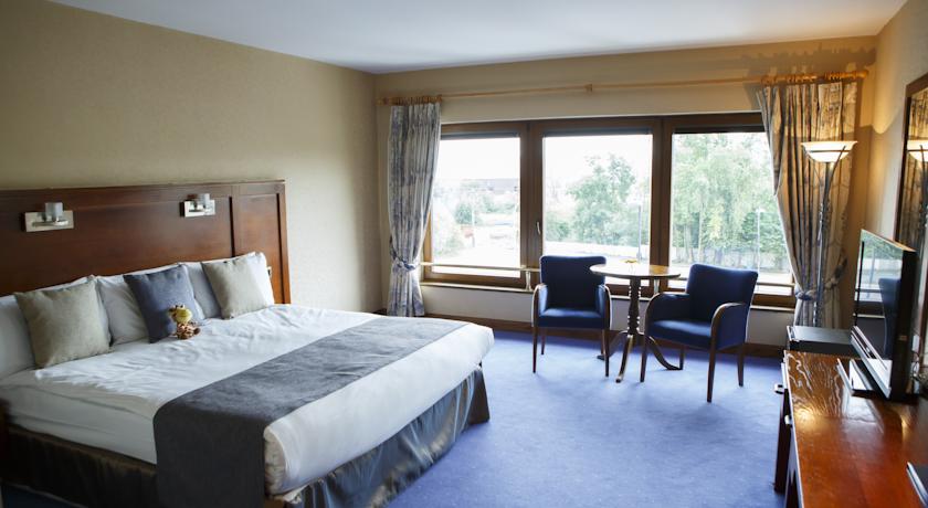 Mount Errigal Hotel
