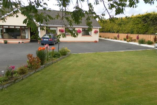 Lettermore Country Home