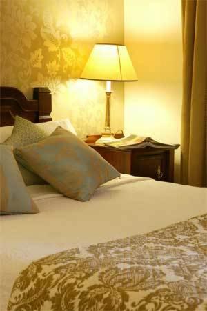 Castle Hotel