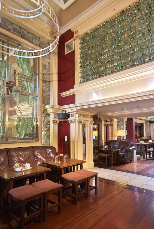 Castle Hotel