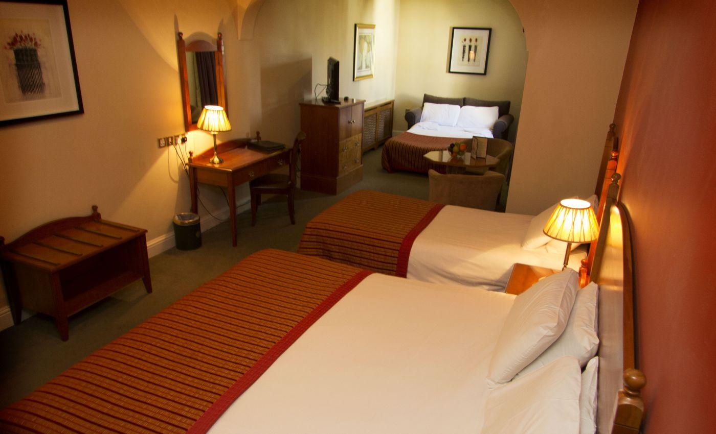 Newgrange Hotel