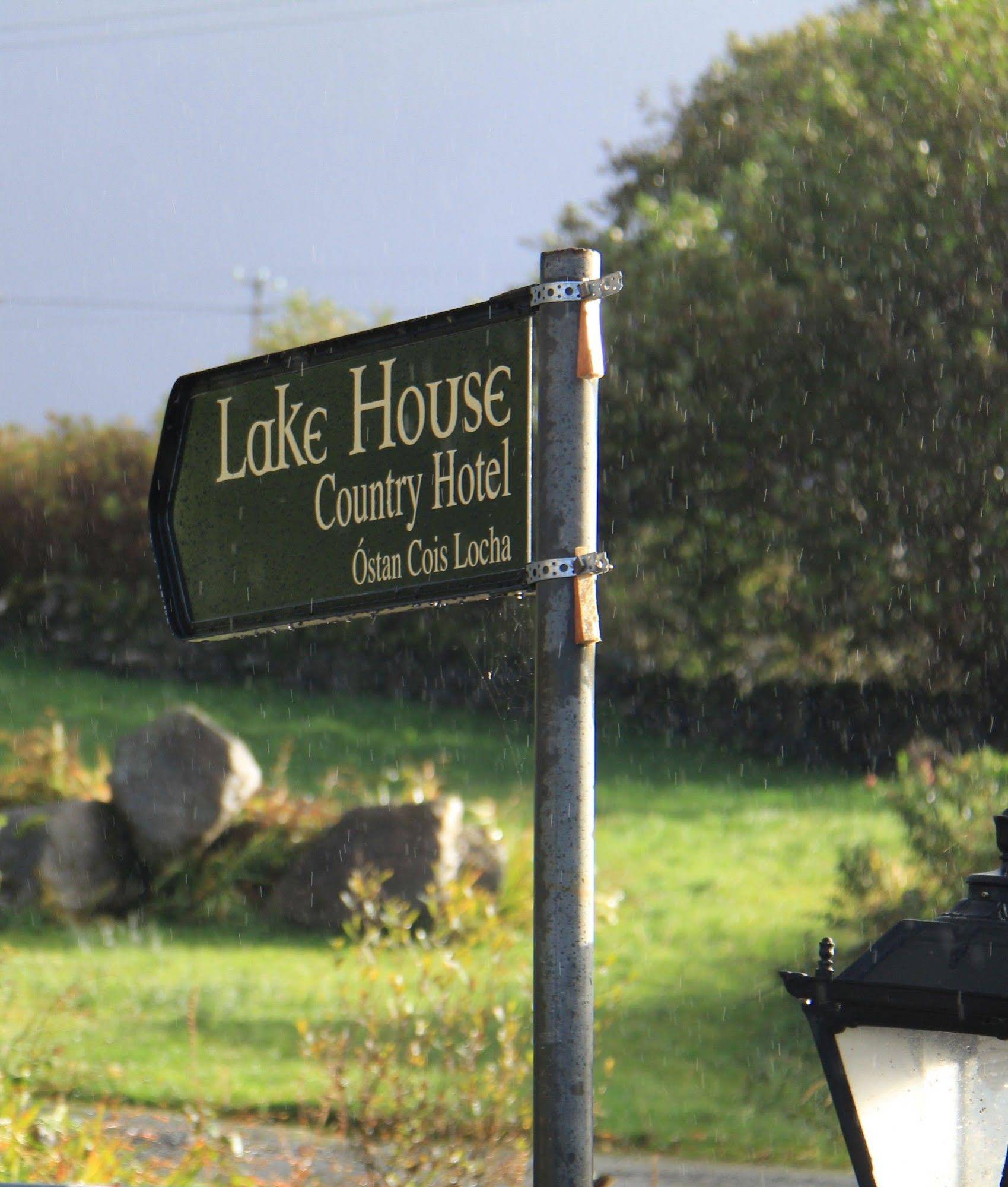 The Lake House Country Hotel