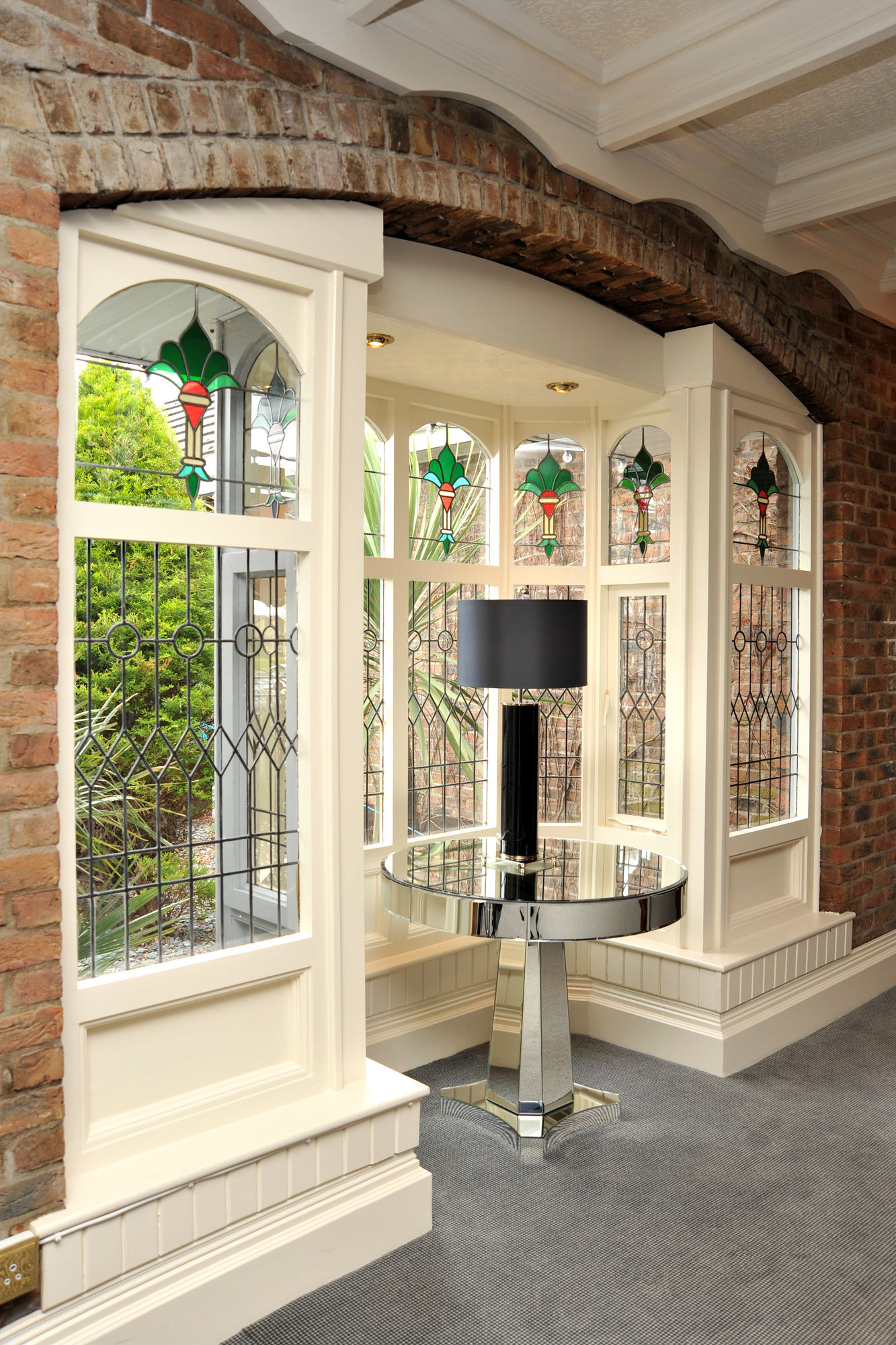 Treacys Oakwood Hotel