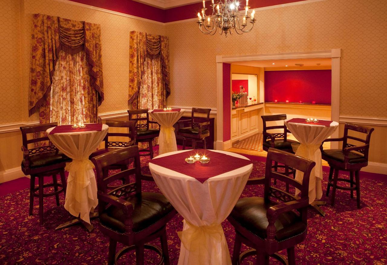 Castle Arch Hotel