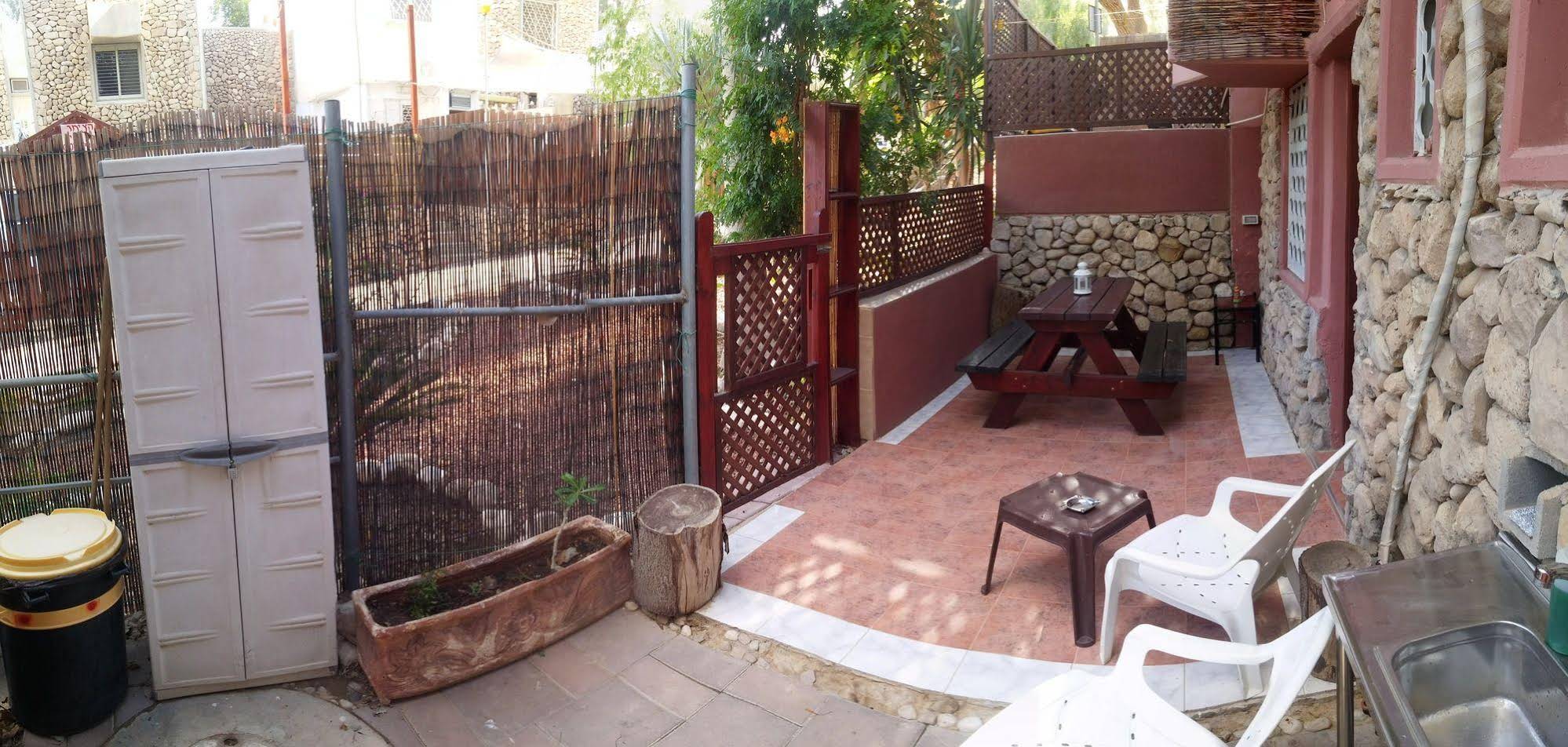 Aloni Neve Zohar Guest House Dead Sea