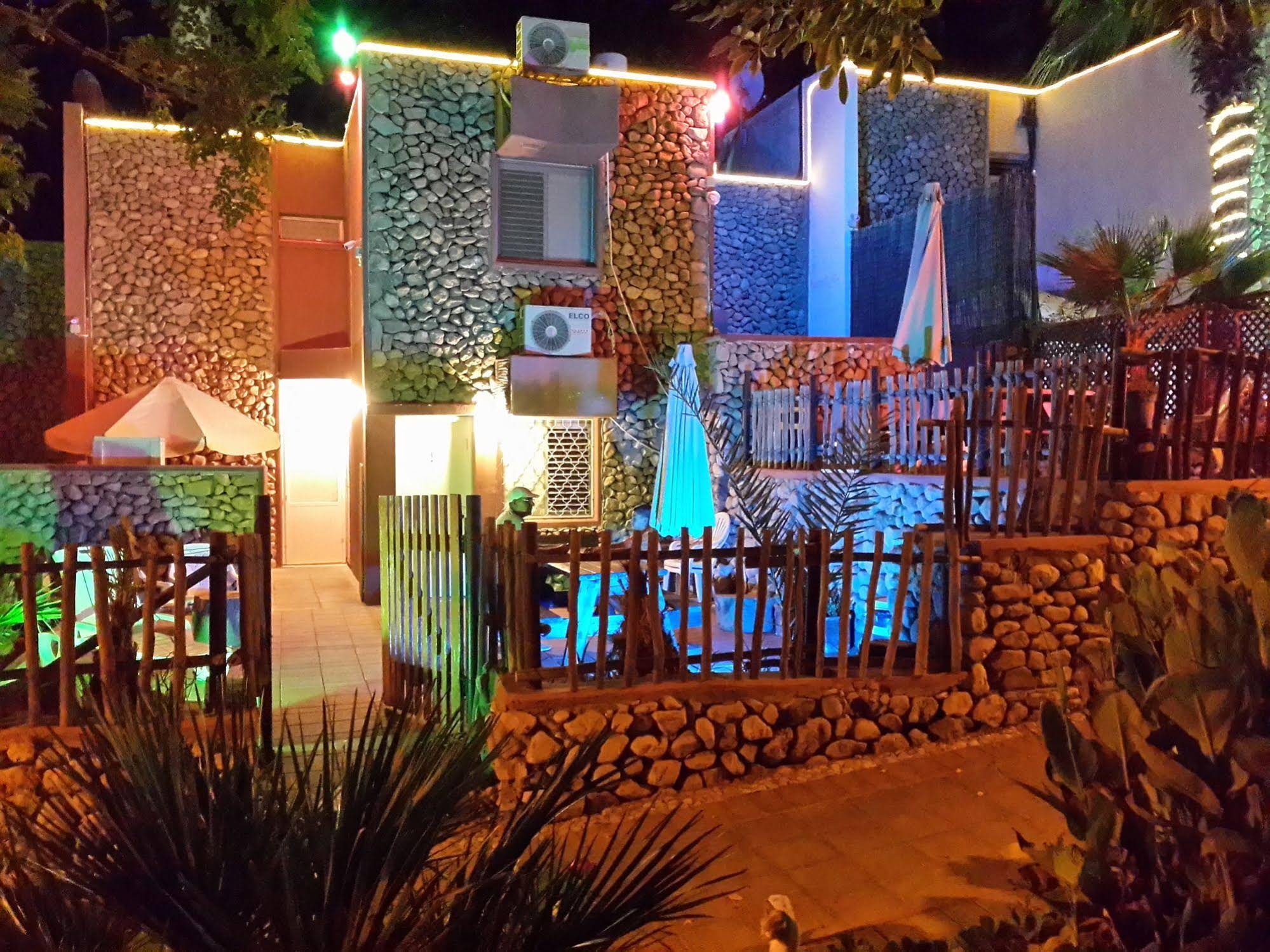Aloni Neve Zohar Guest House Dead Sea