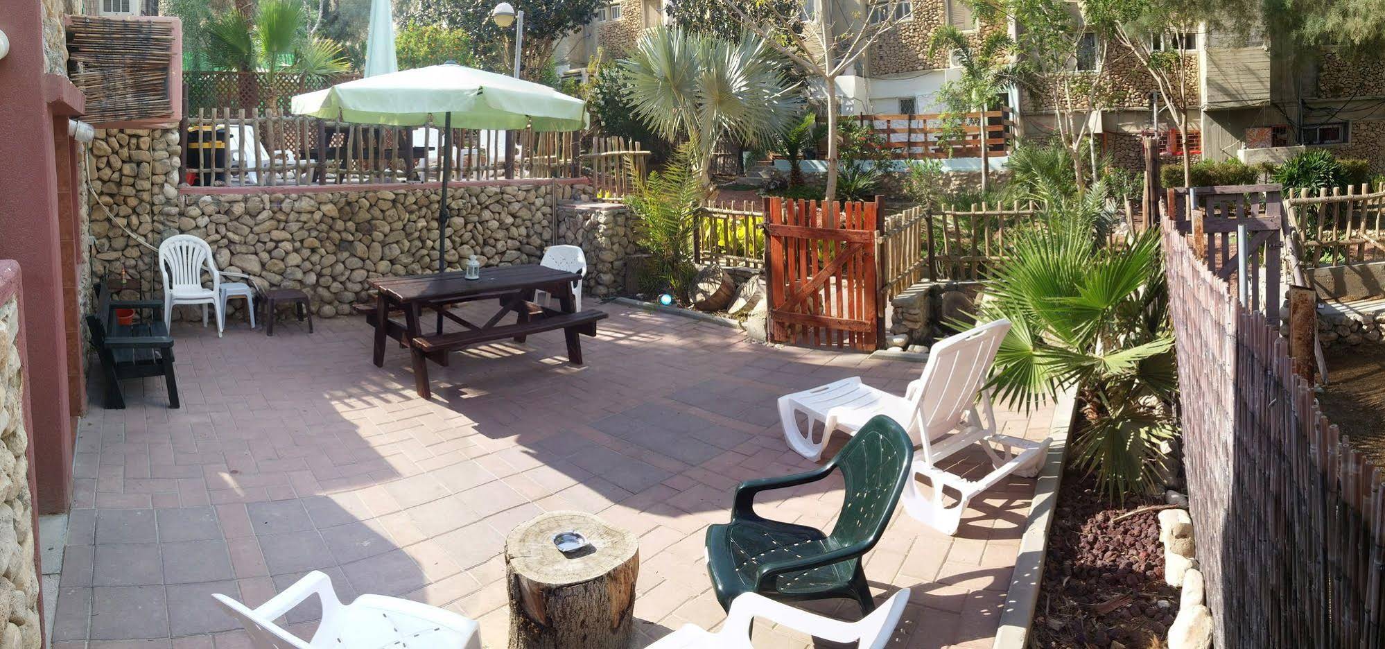 Aloni Neve Zohar Guest House Dead Sea