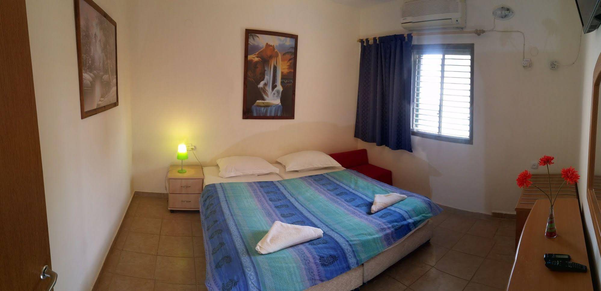 Aloni Neve Zohar Guest House Dead Sea