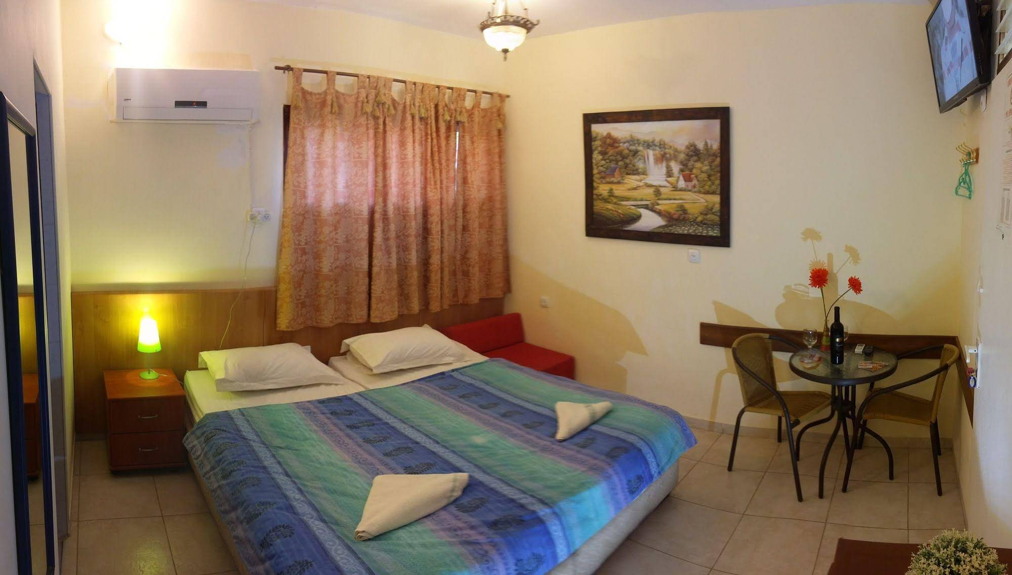 Aloni Neve Zohar Guest House Dead Sea