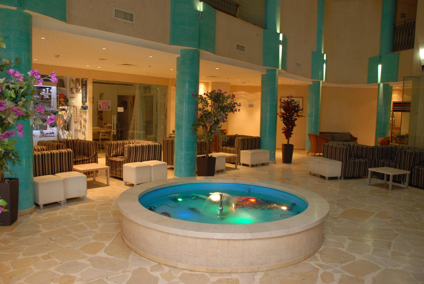 Adi Hotel
