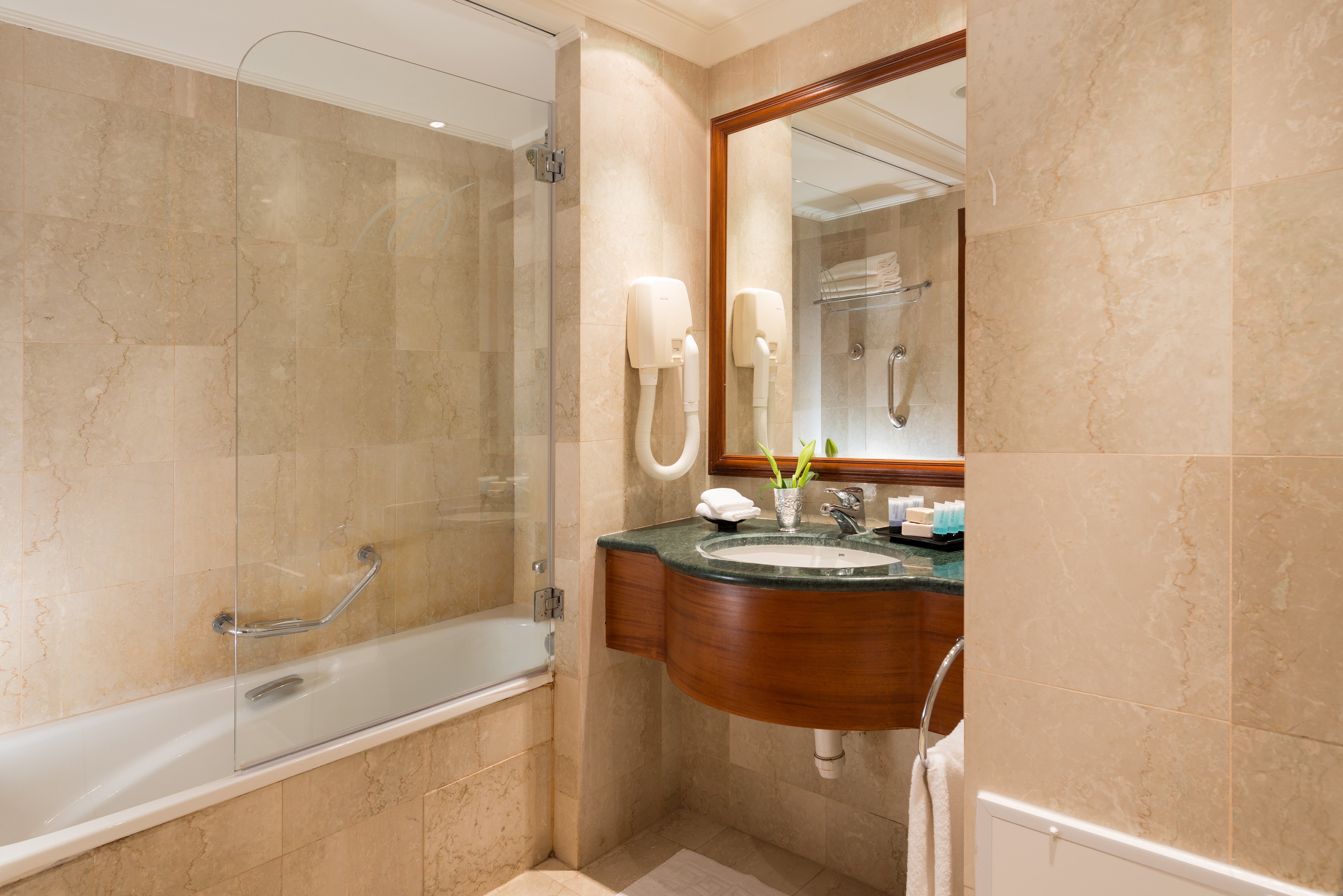 U Magic Palace Eilat Hotel