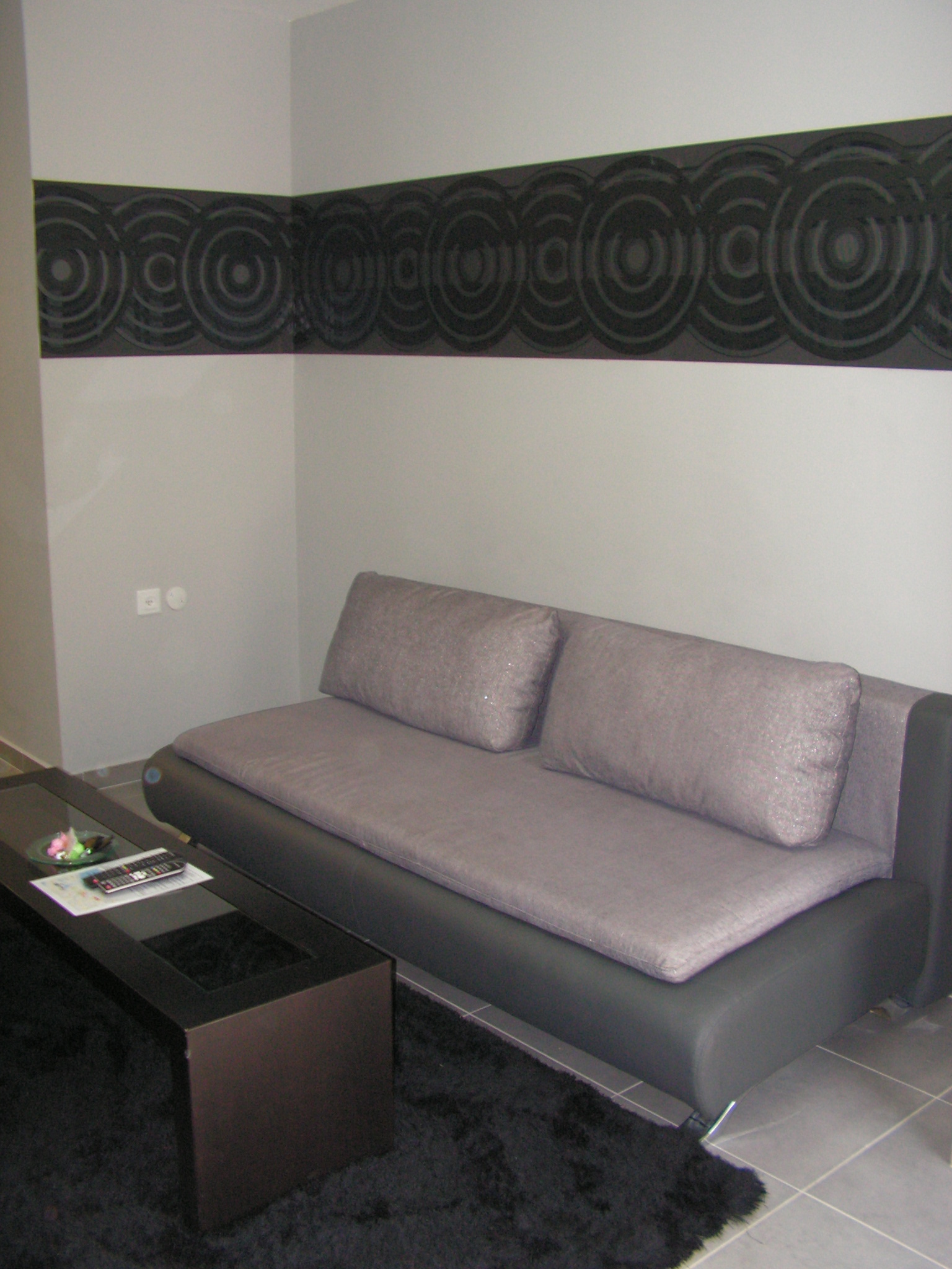 Rich Luxury Suites