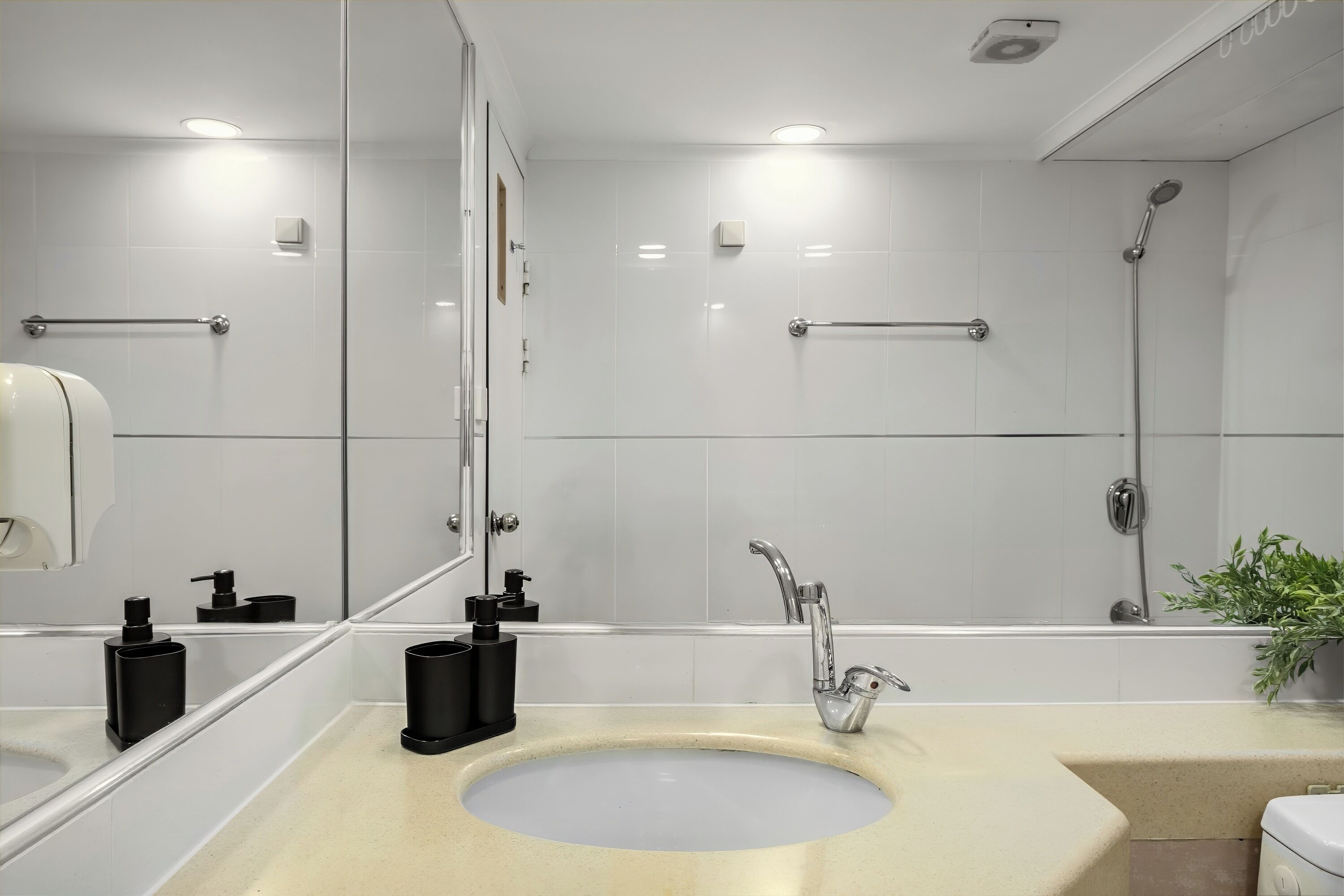 Royal Park Resort Apartments by Sea N' Rent