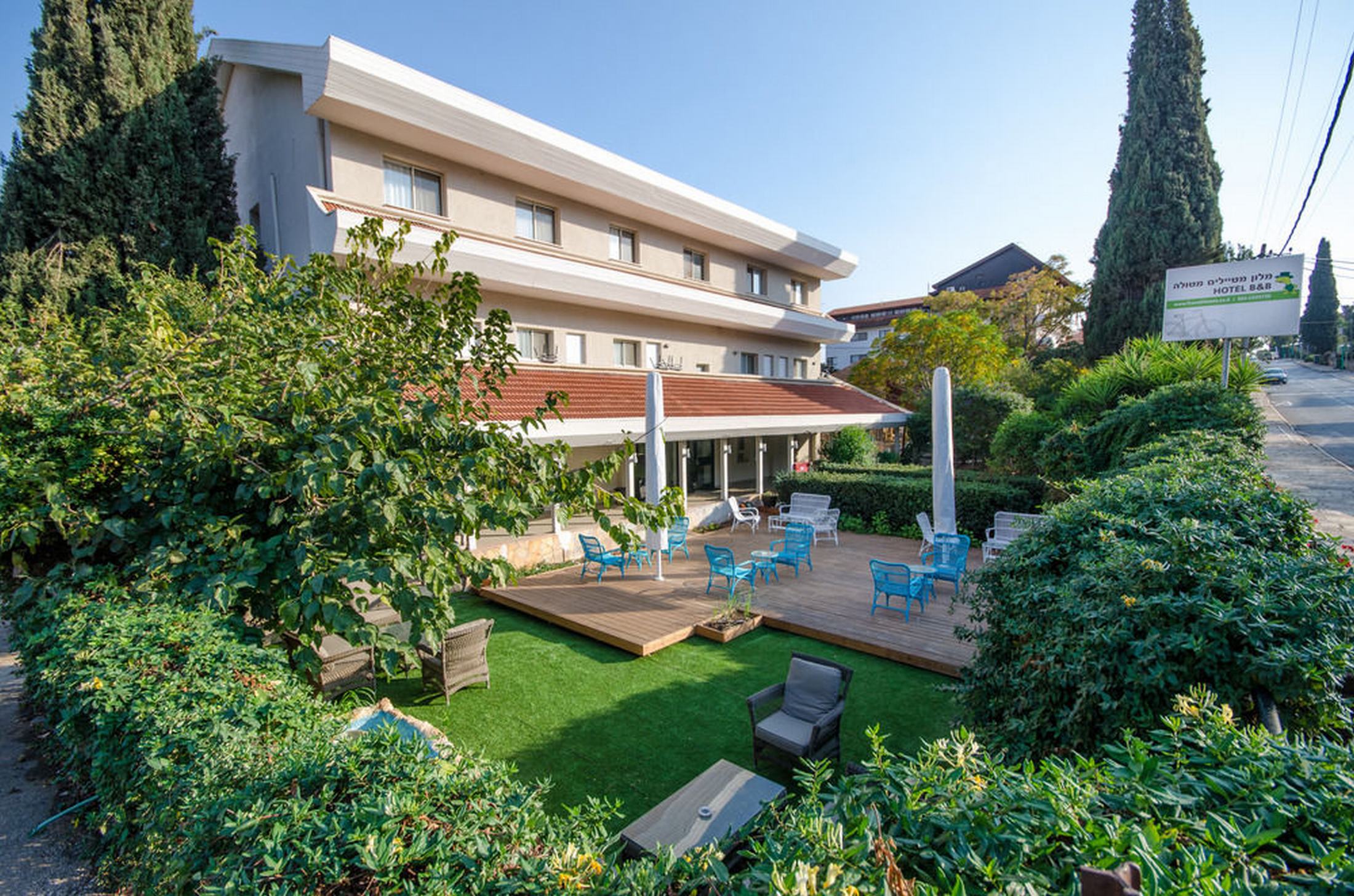 Metulla Travel Hotel