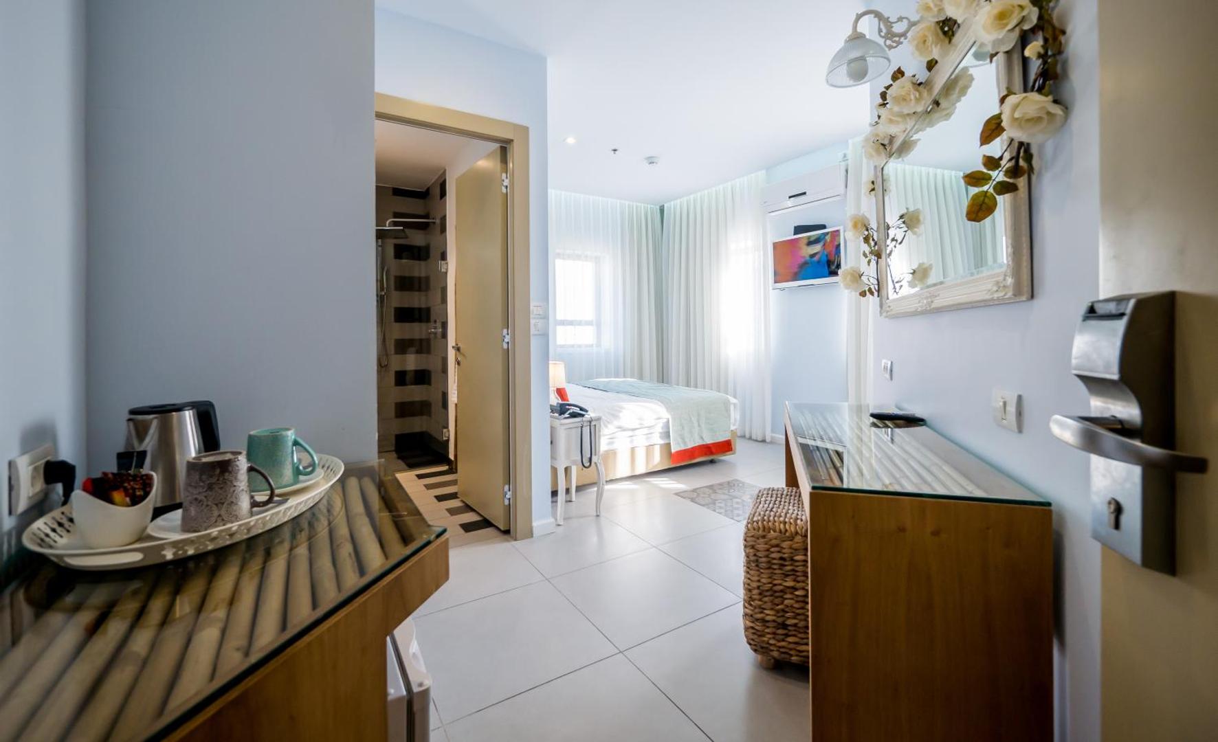Bat Galim Boutique Hotel