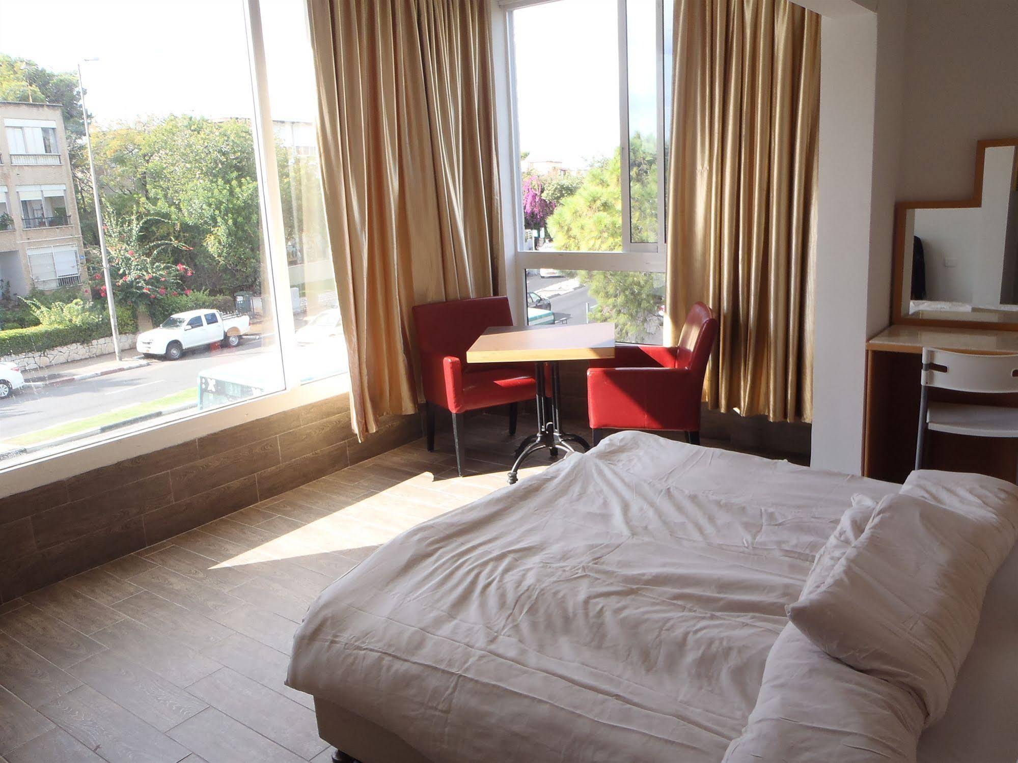 Marom Carmel Center Apartments