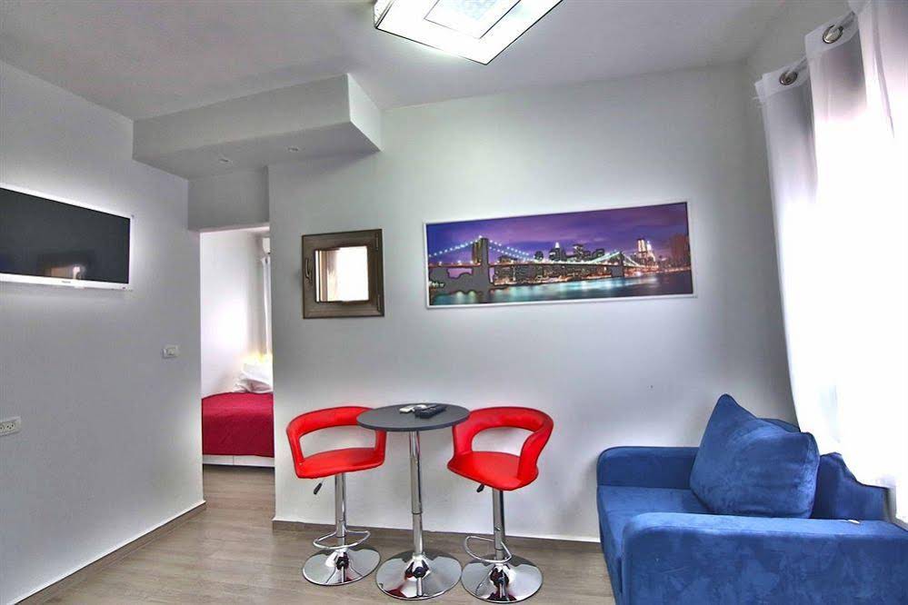 Sea Plaza Residence