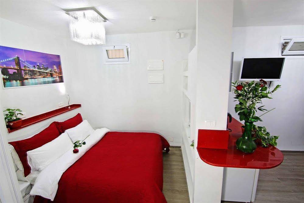 Sea Plaza Residence