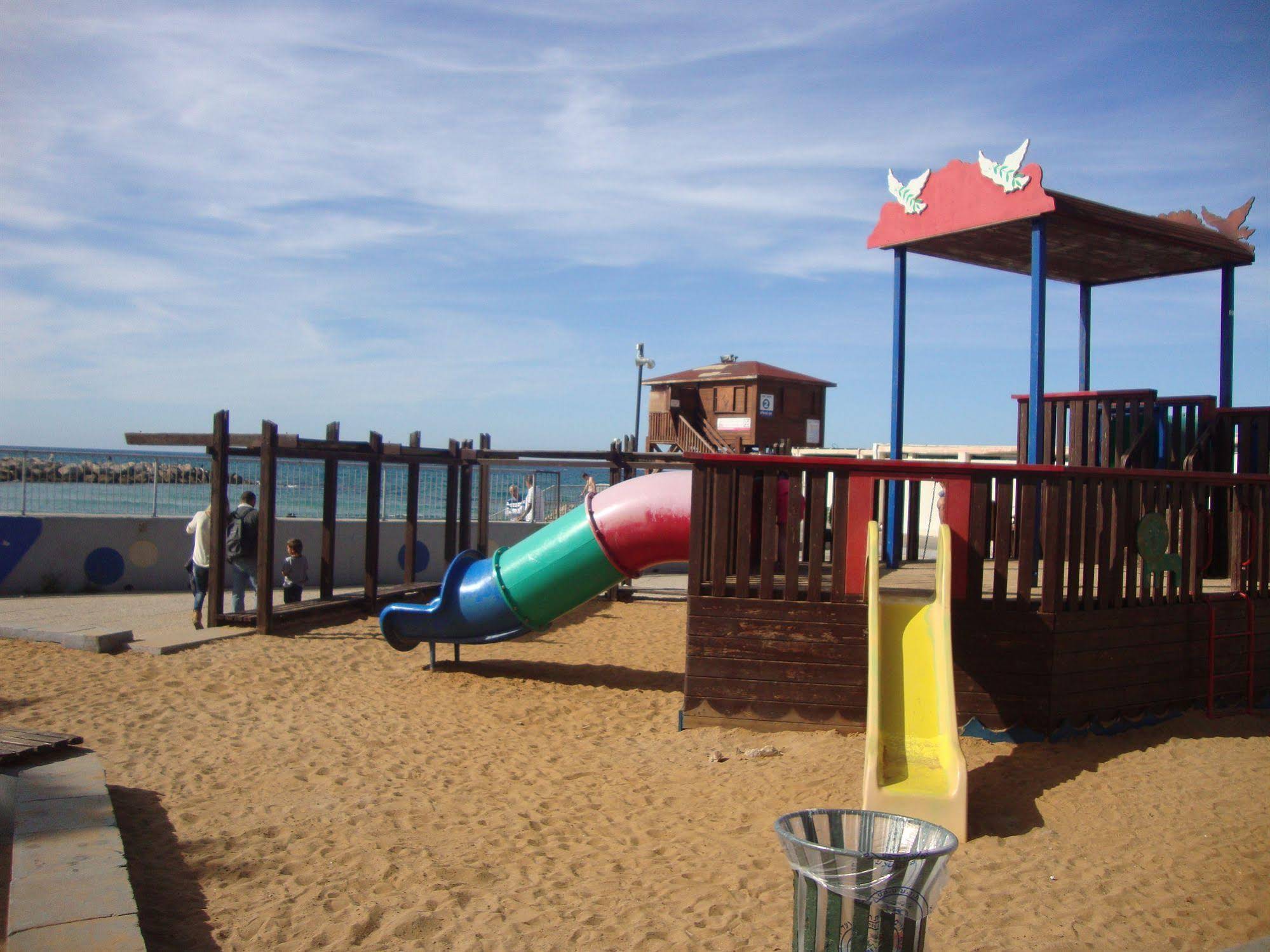 Sea Plaza Residence