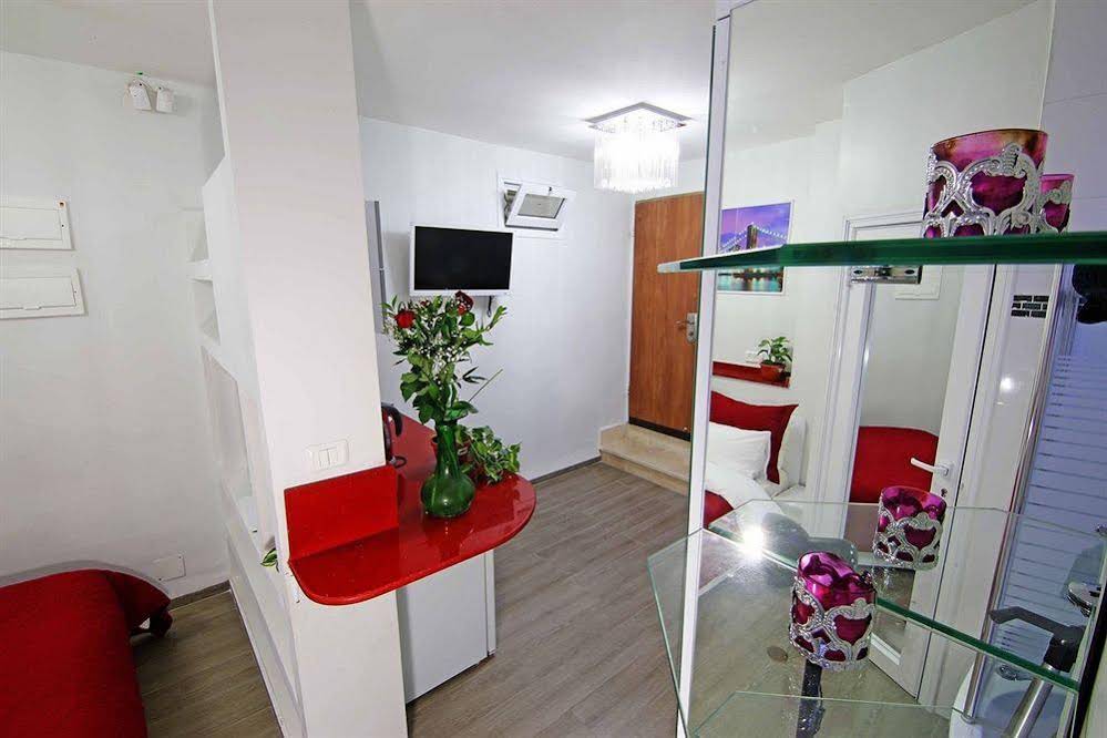 Sea Plaza Residence