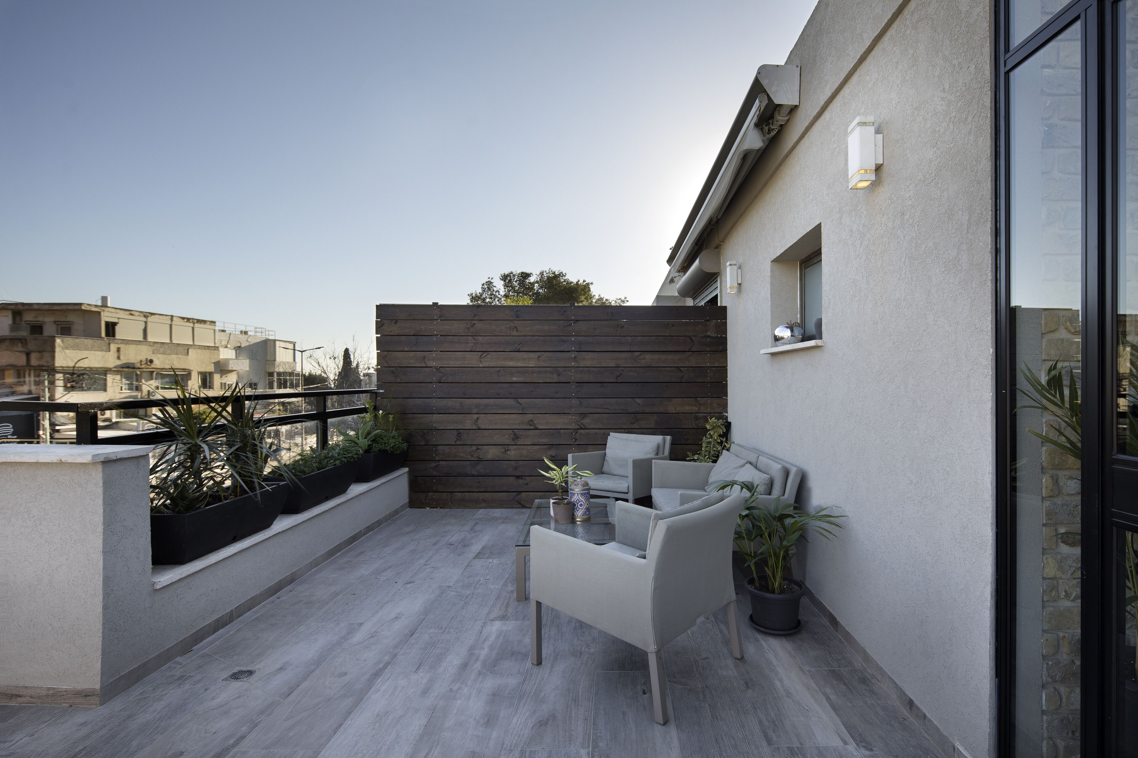 Urbanica Carmel