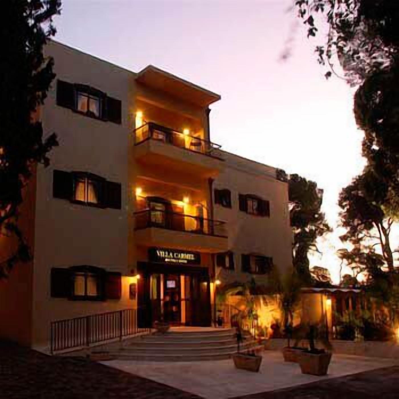Villa Carmel Boutique