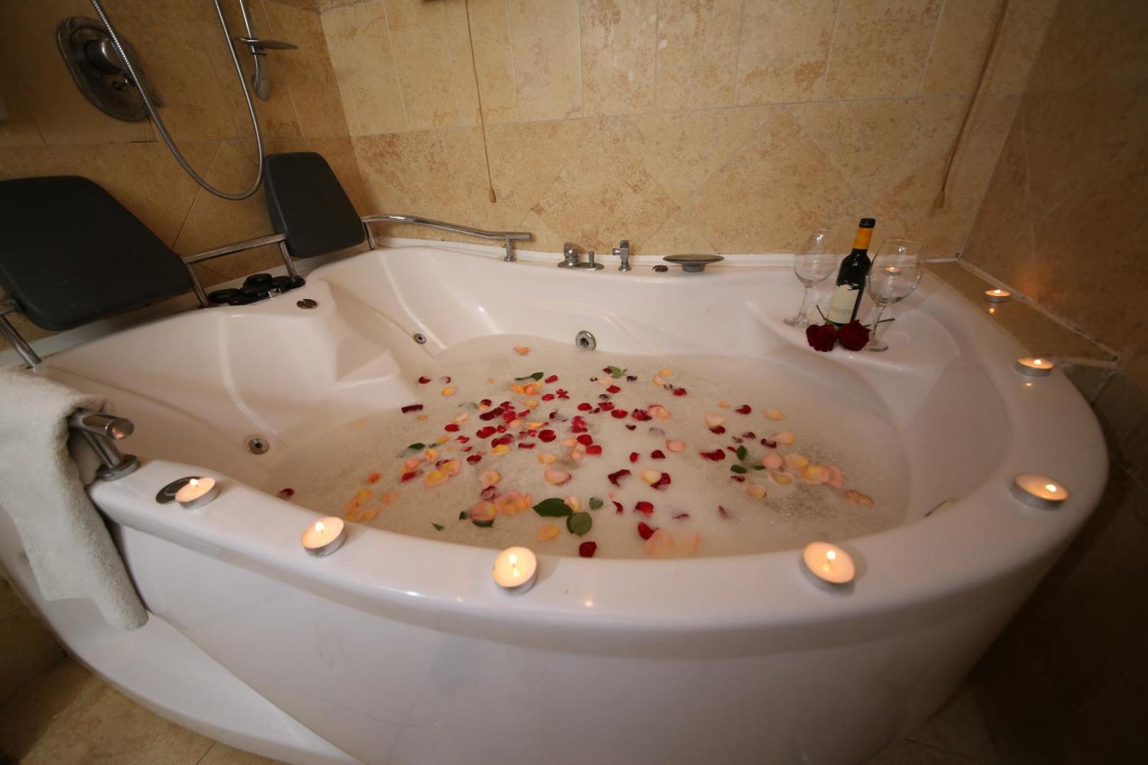 Villa Carmel Boutique