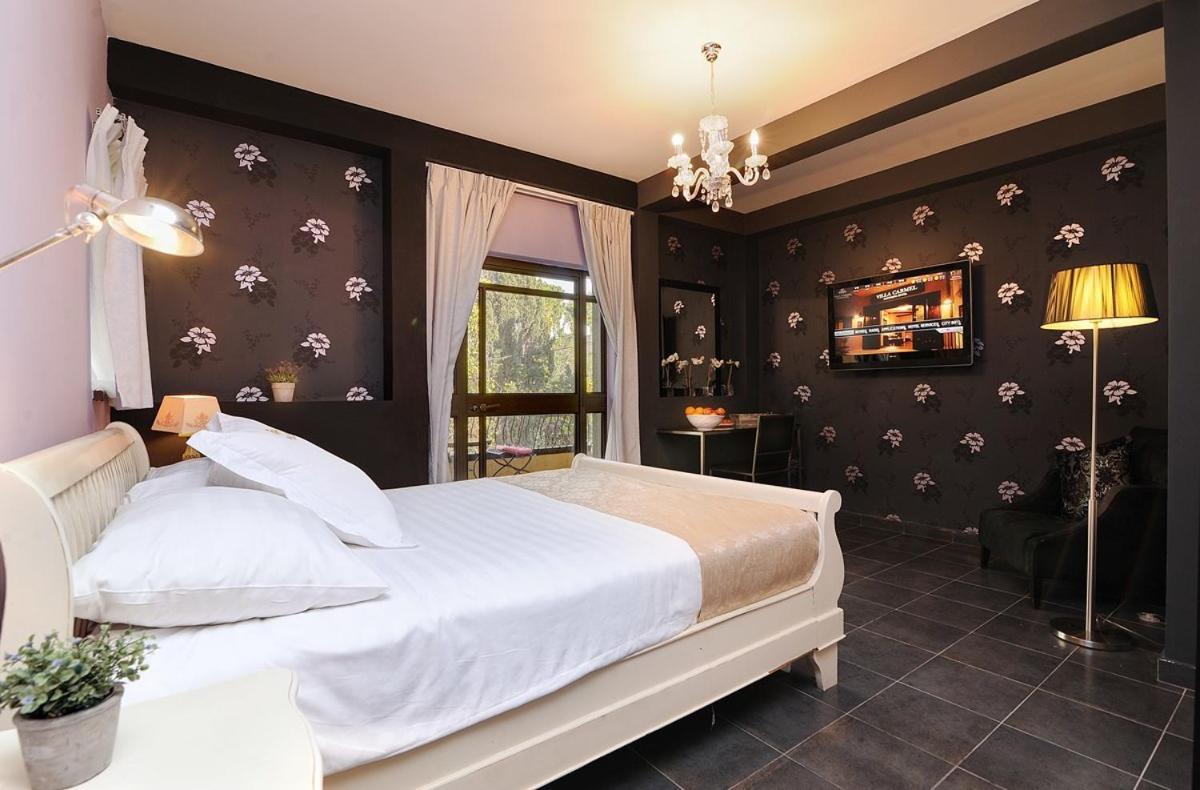 Villa Carmel Boutique