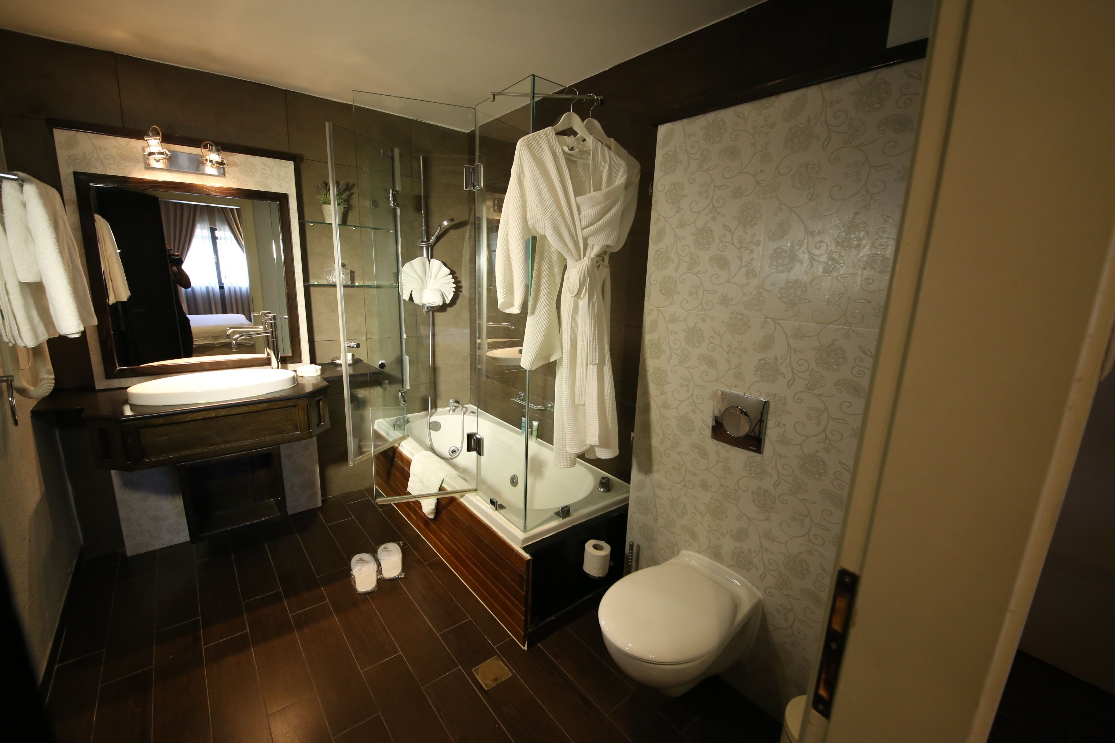 Villa Carmel Boutique