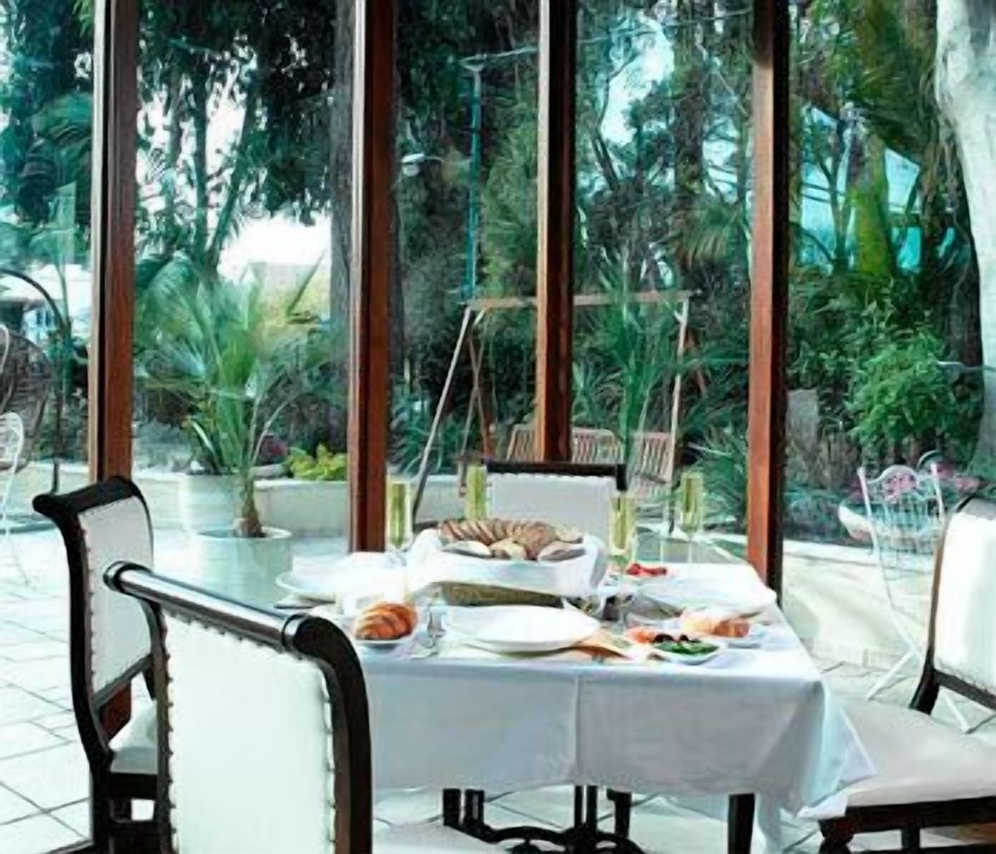 Villa Carmel Boutique