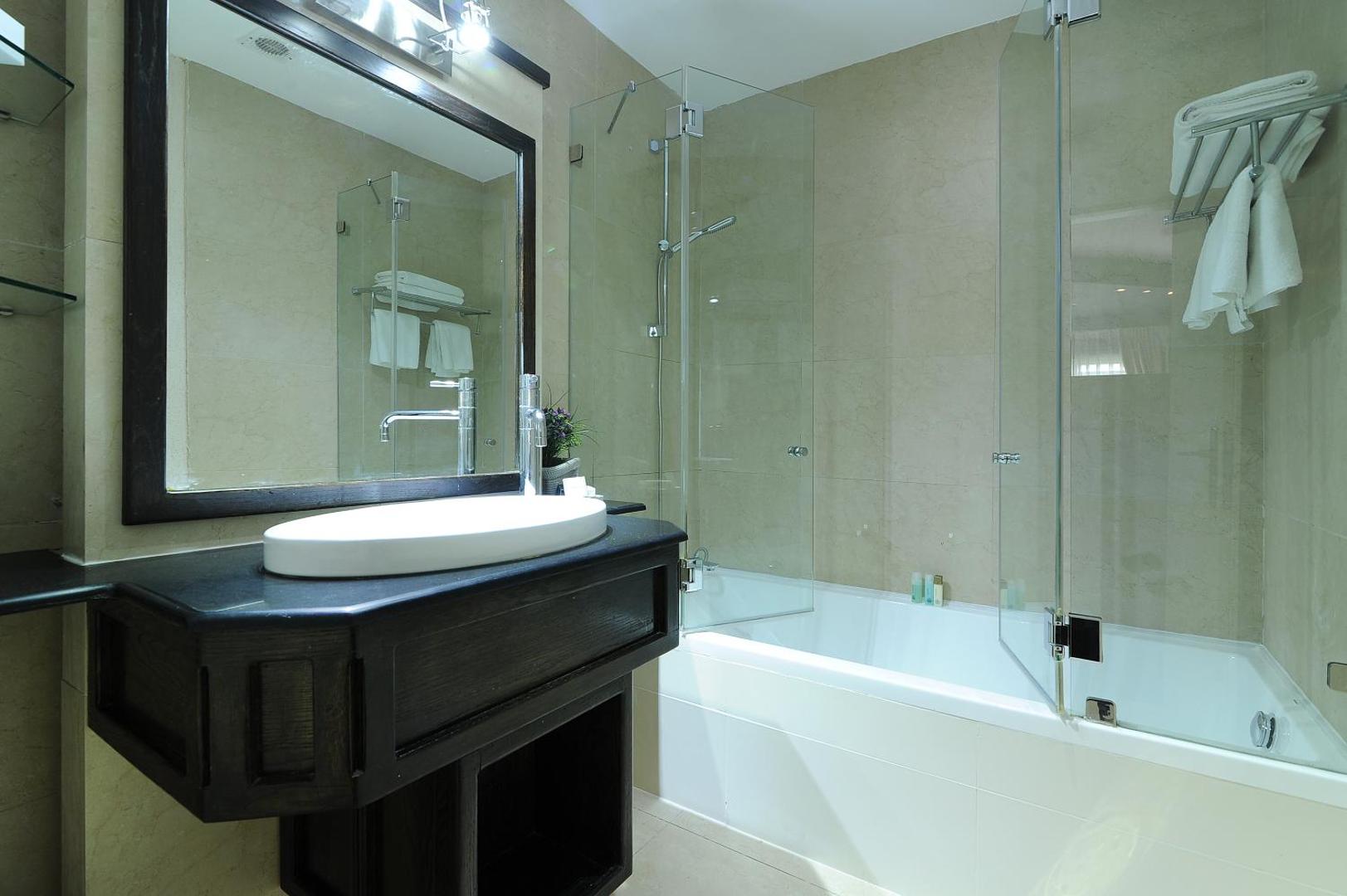 Villa Carmel Boutique