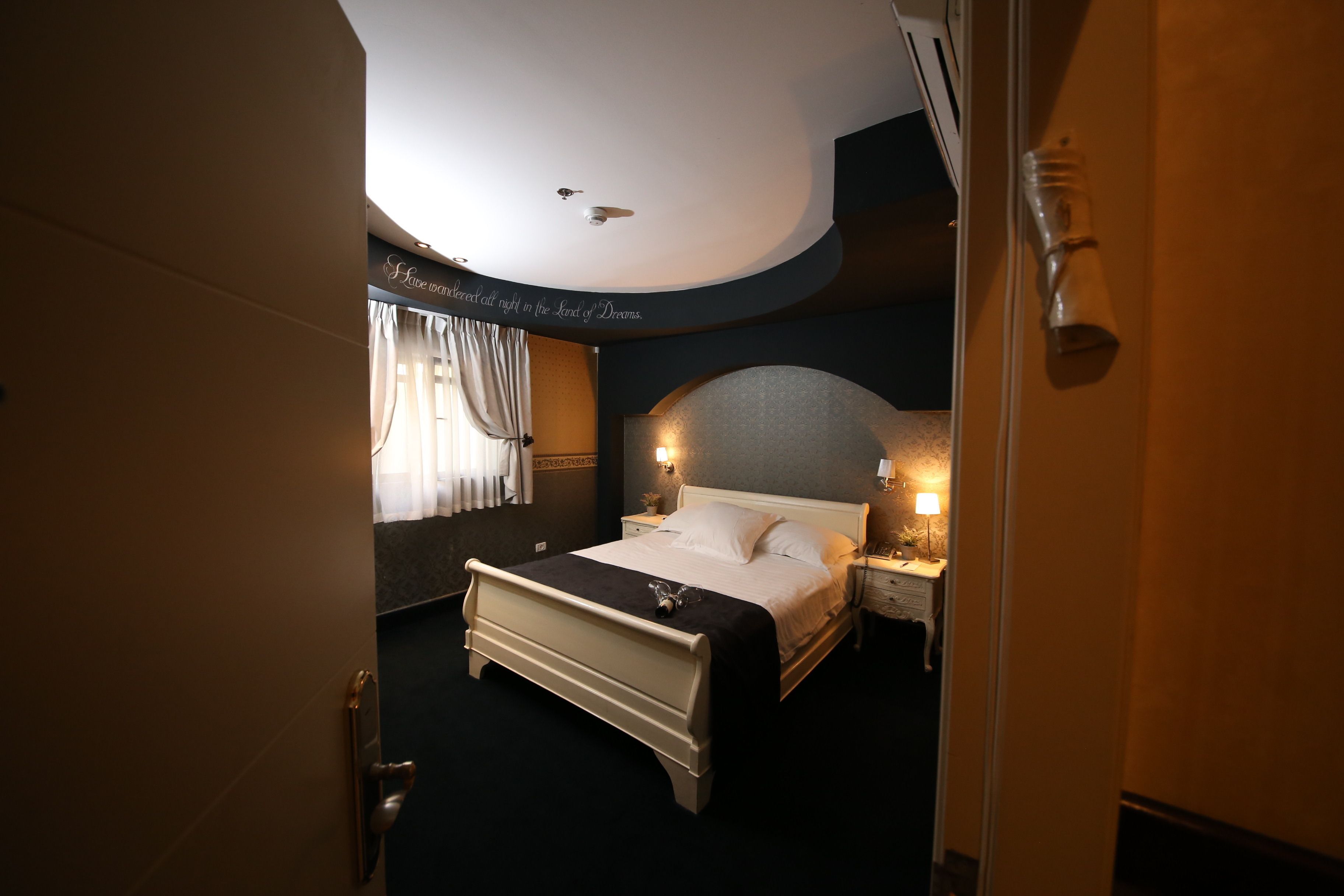 Villa Carmel Boutique