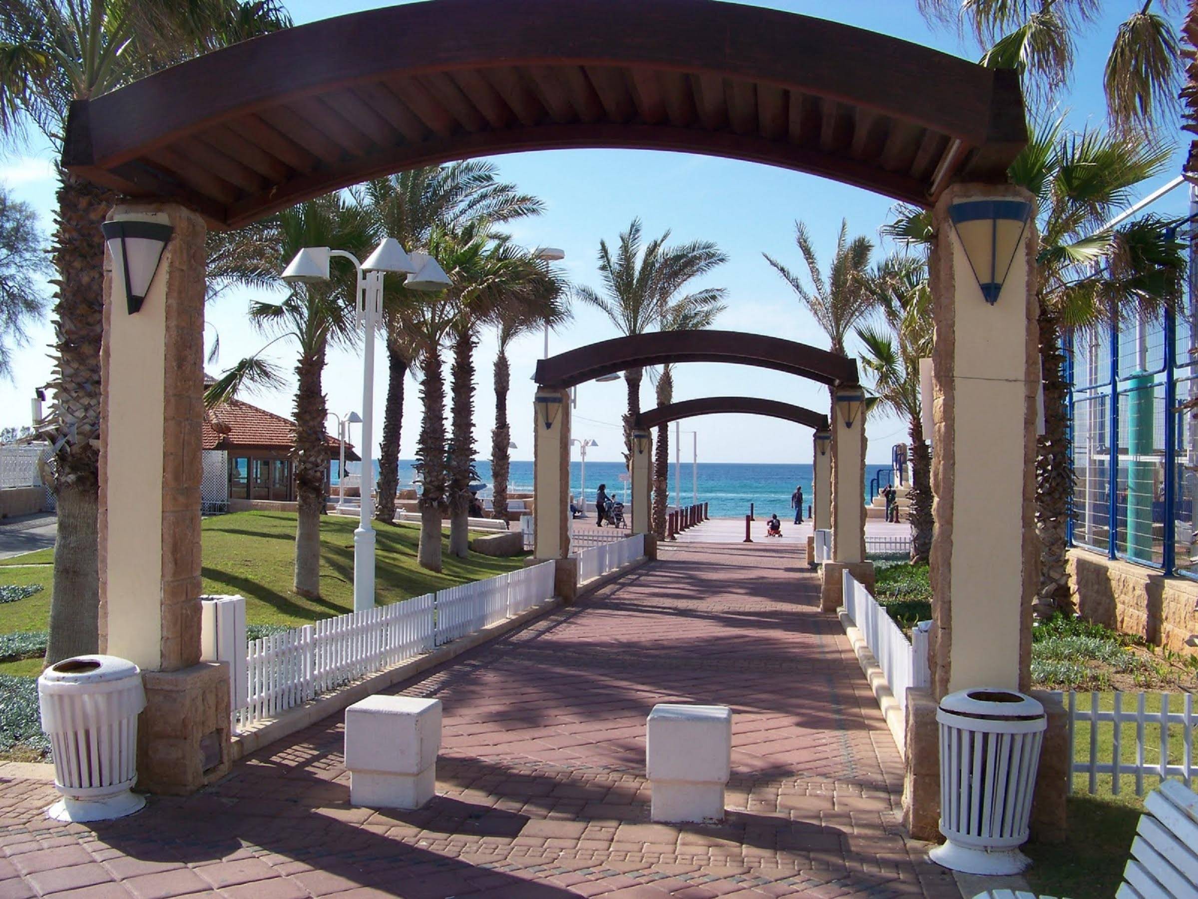 Ga'aton Hotel