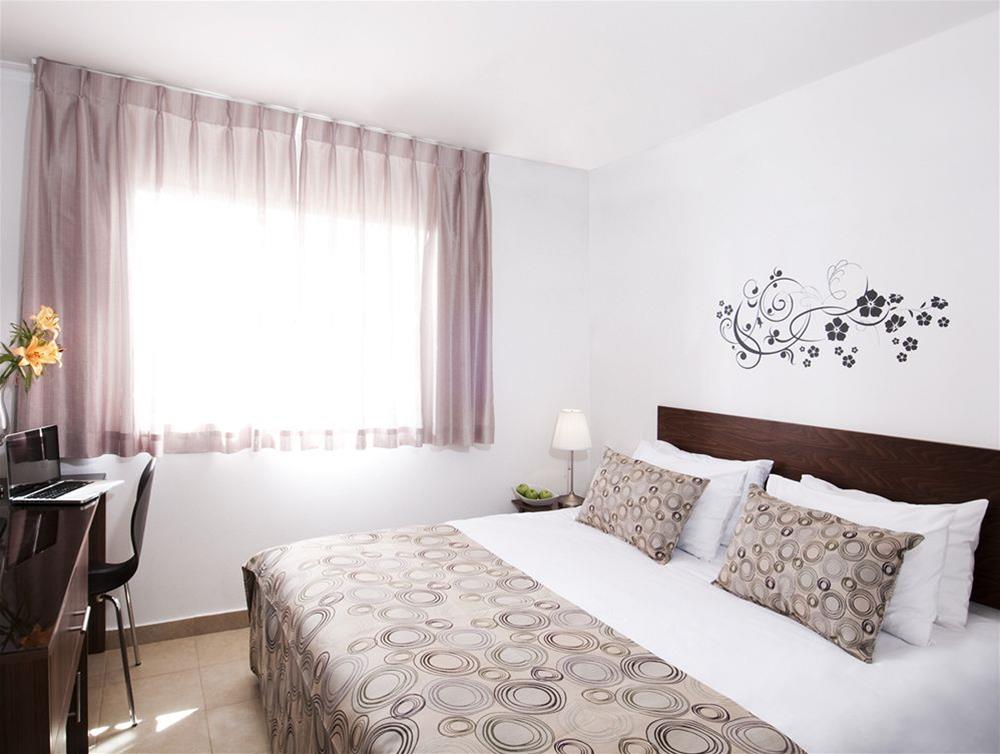 Ramon Suites Hotel
