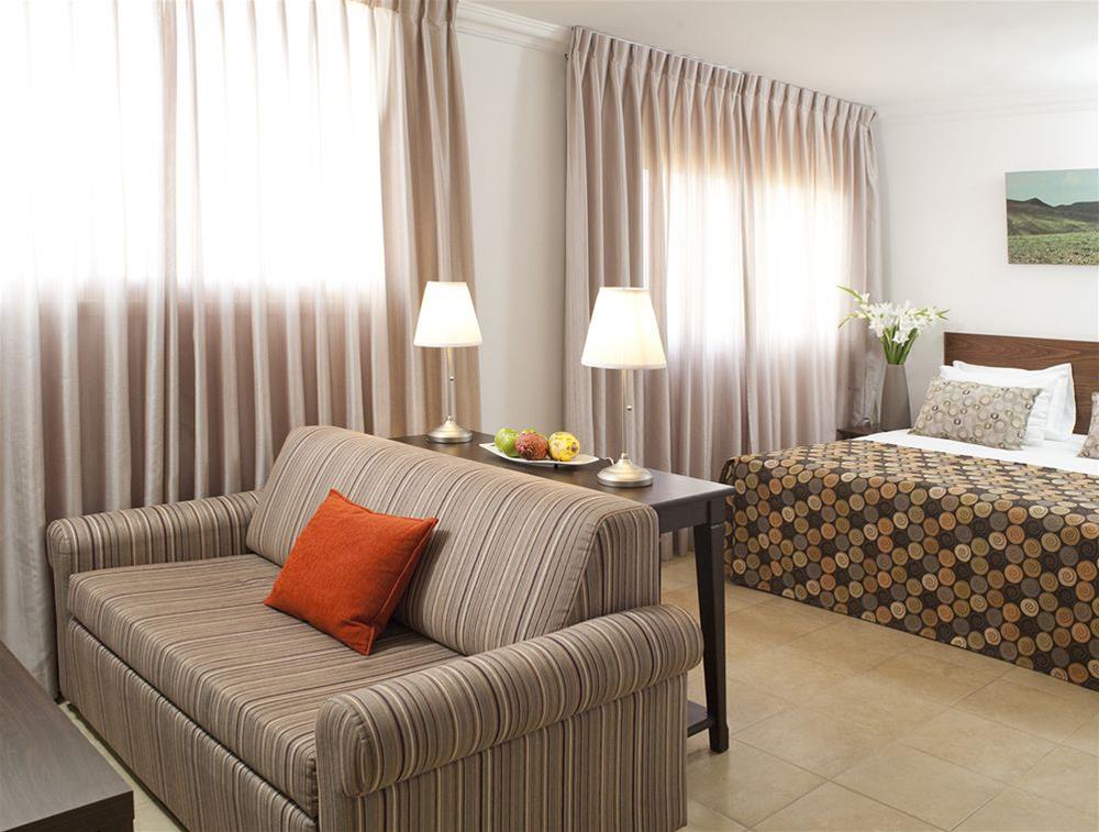 Ramon Suites Hotel