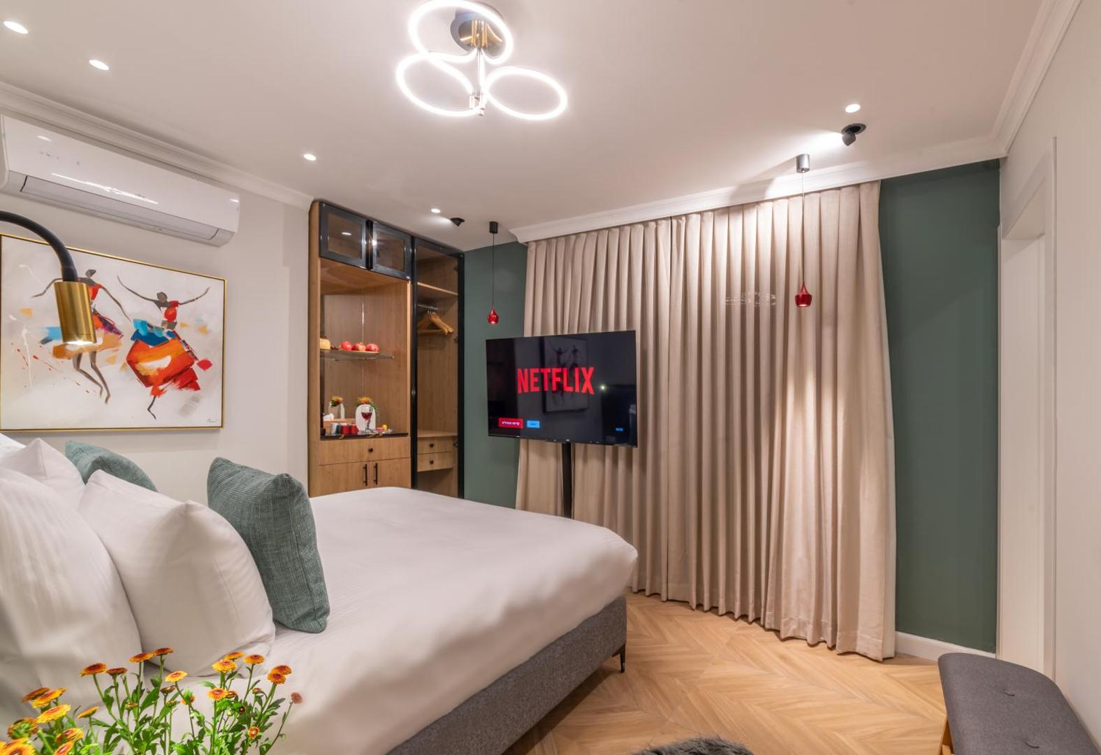 Hematian Hotel by Effy