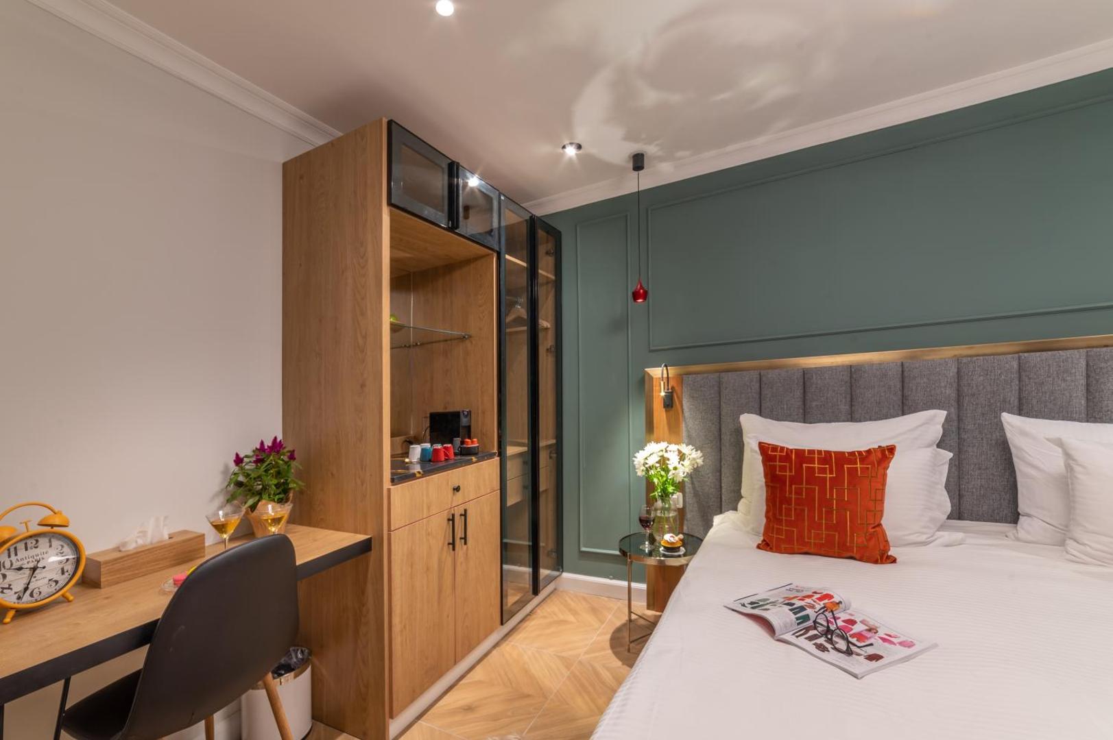 Hematian Hotel by Effy