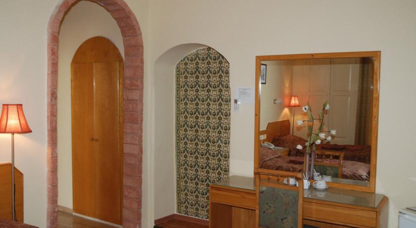 Azzahra Hotel