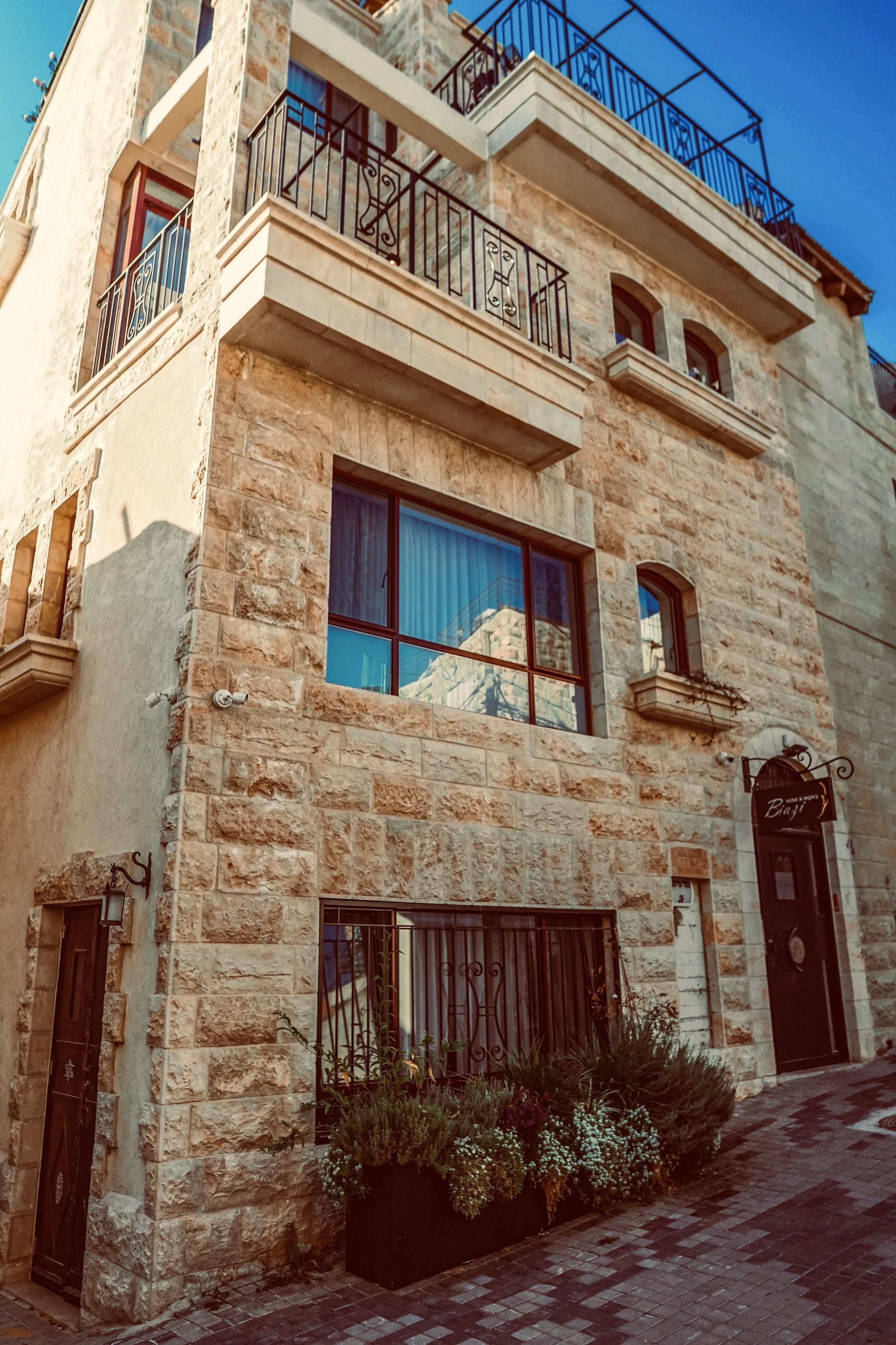 Biazi Hotel