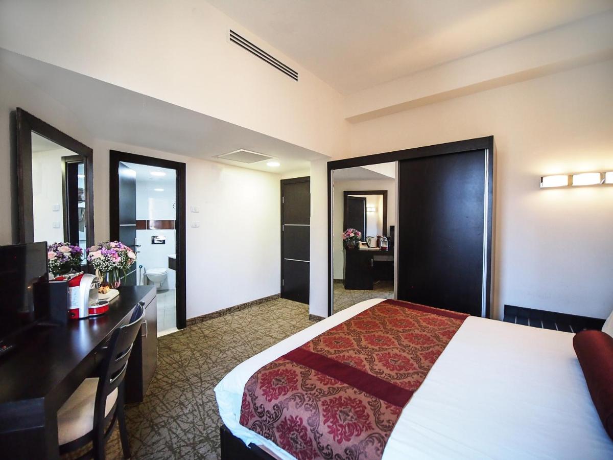 New Capitol Hotel