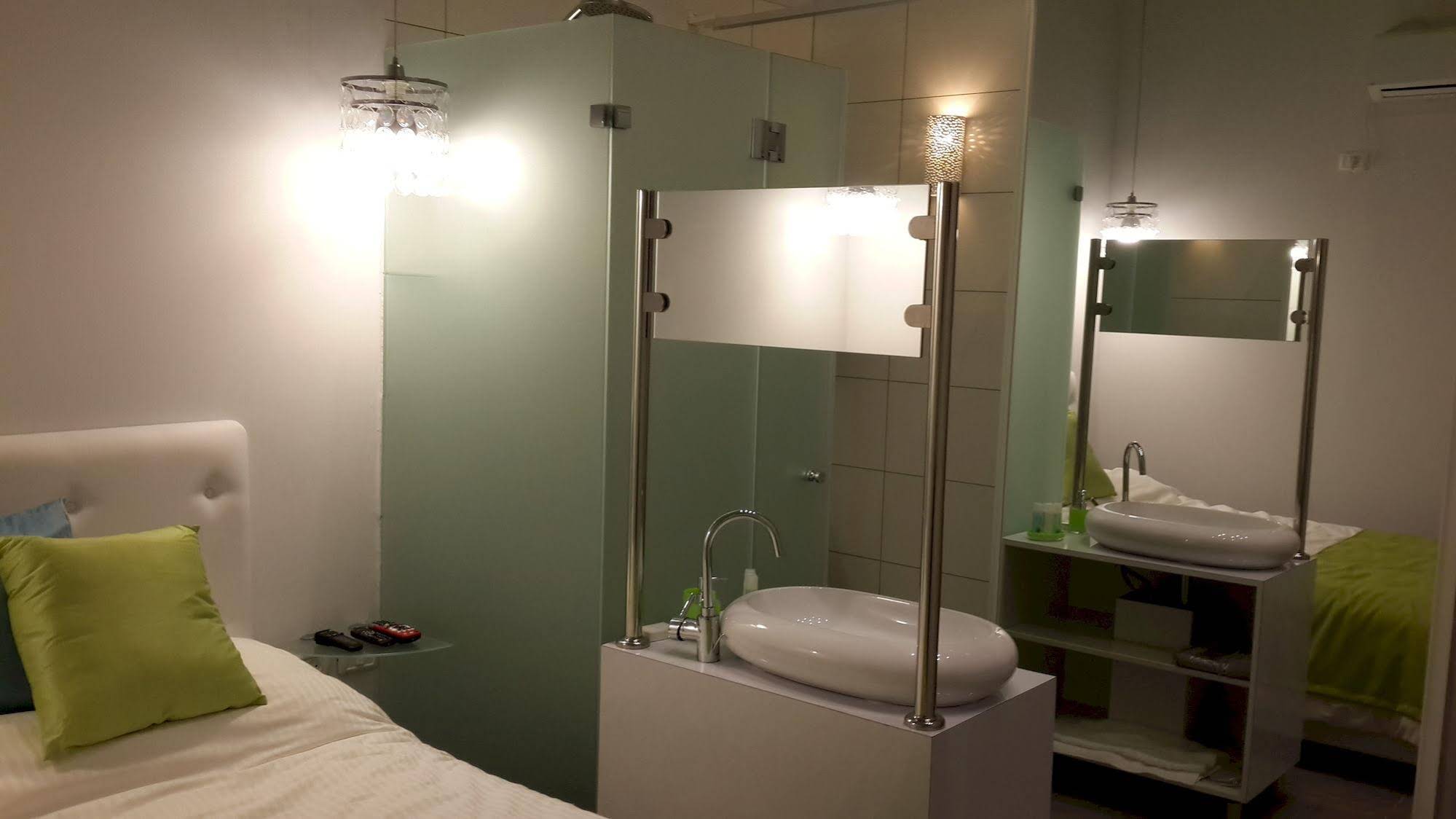Central Boutique Hotel