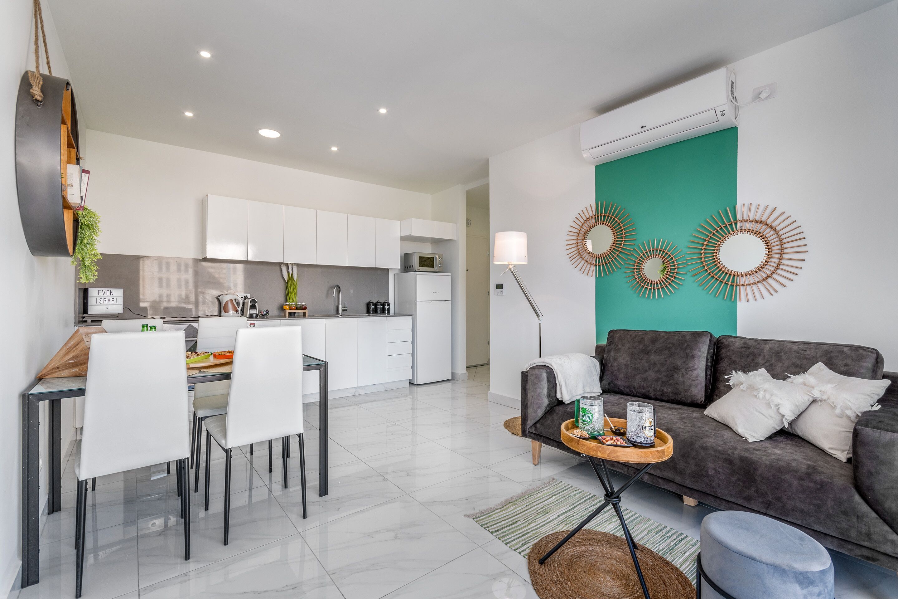Even Israel Apartments