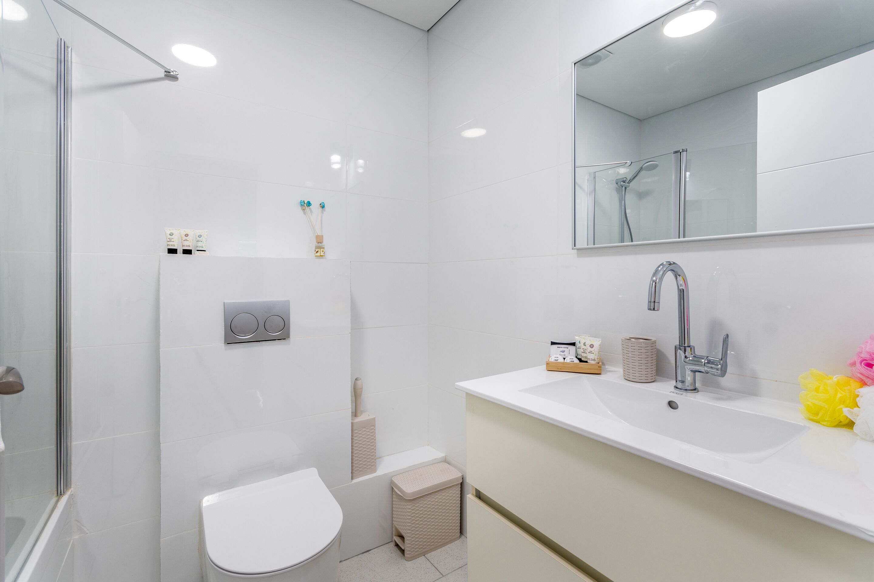 Even Israel Apartments