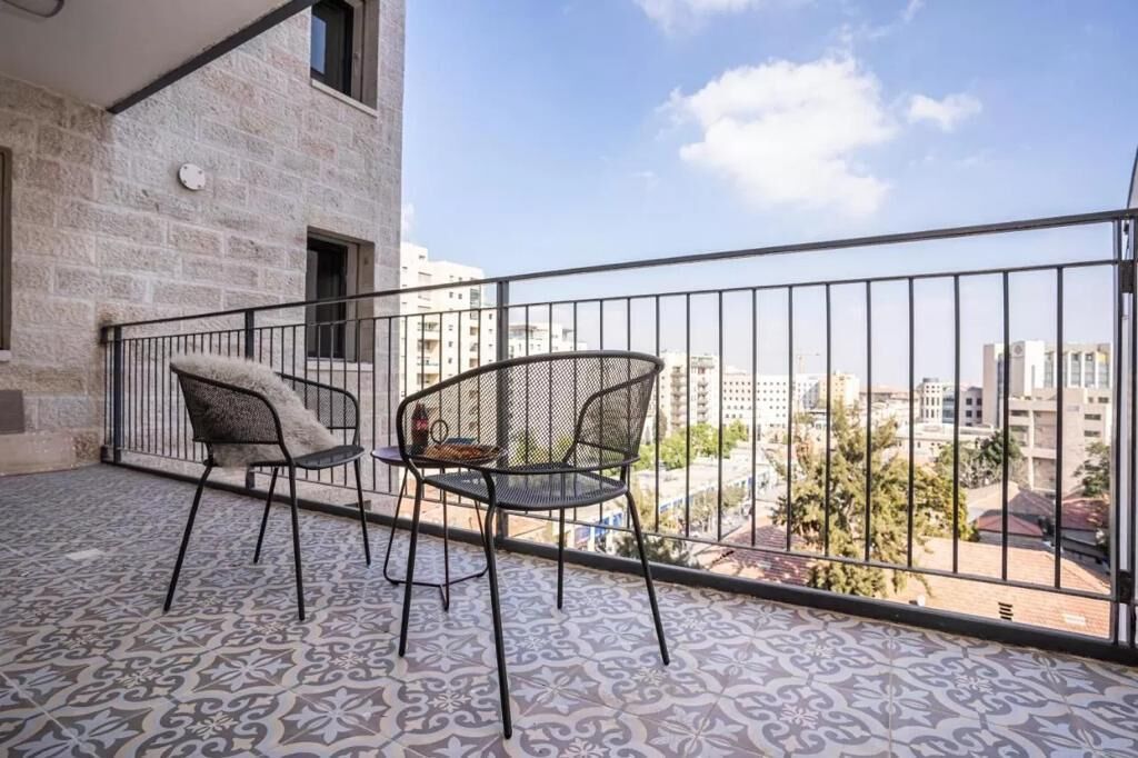 Even Israel Apartments