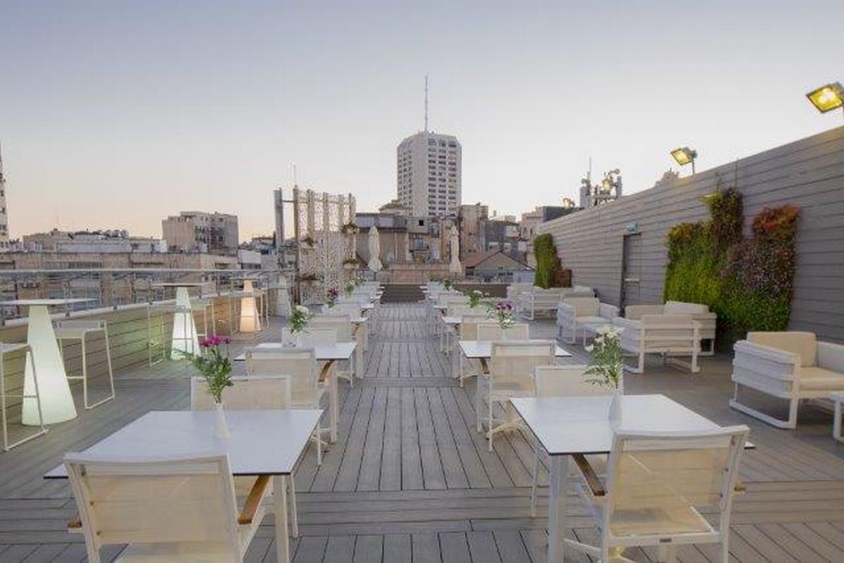 Eyal Hotel