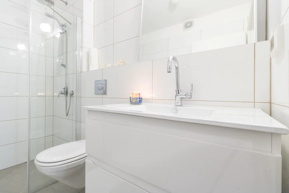 The Haneviim Suites